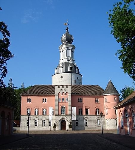 schloss-jever-2